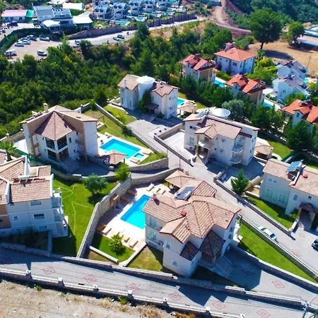 Holly Villa *