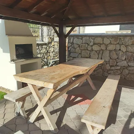 Villa Holly